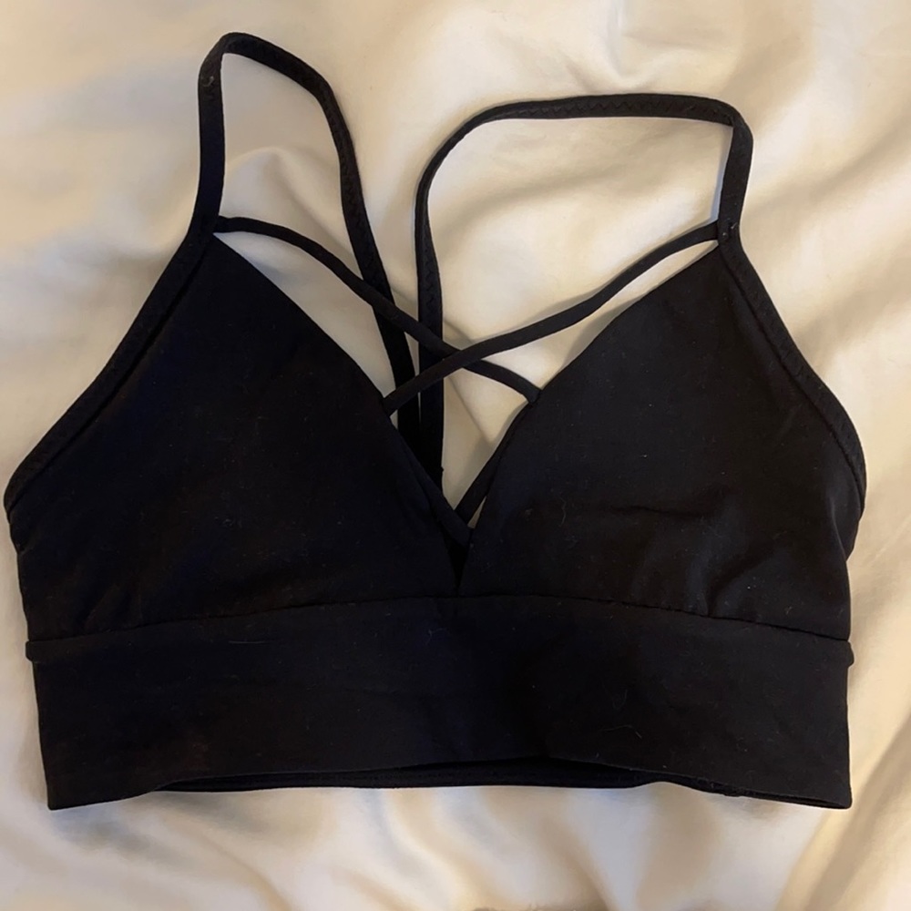 Brand new lululemon size 6 bra